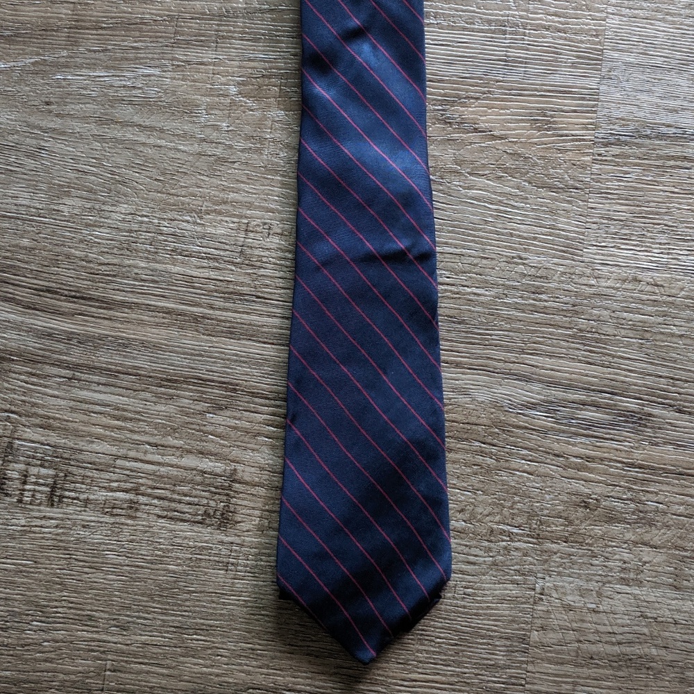 John Henry Navy Blue with Red Diagonal Stripes Tie